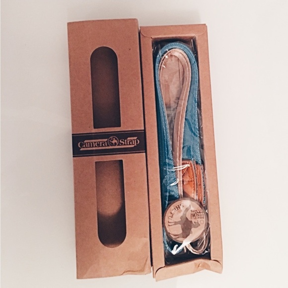 Camera Strap - Picture 1 of 3